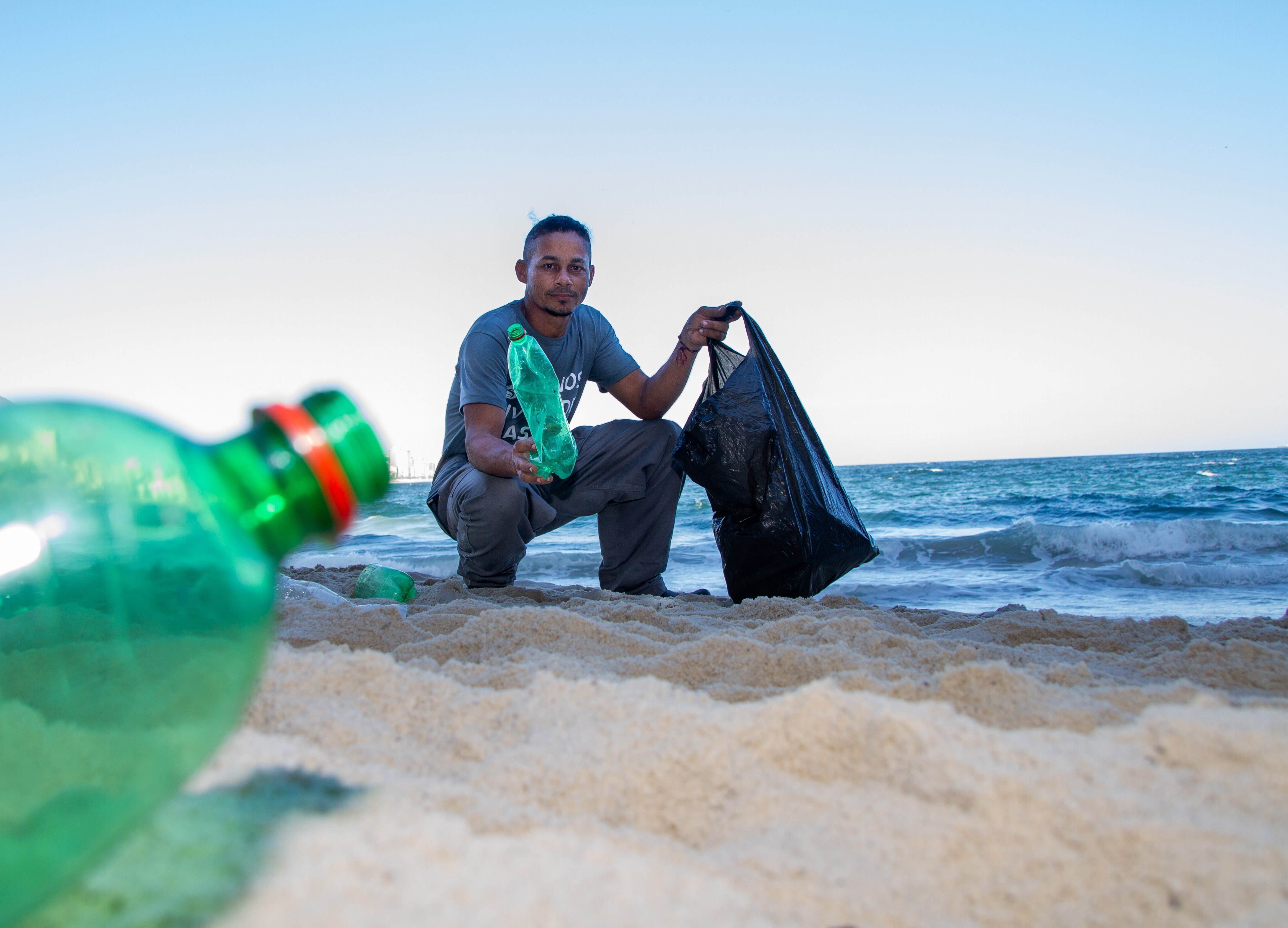 Lord firma parceria com Plastic Bank para coletar 60.000 quilos de plástico no Brasil
